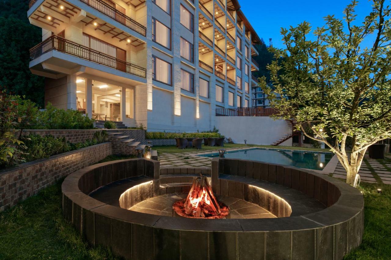 Alokik Resort- Pure Veg Manāli Kültér fotó